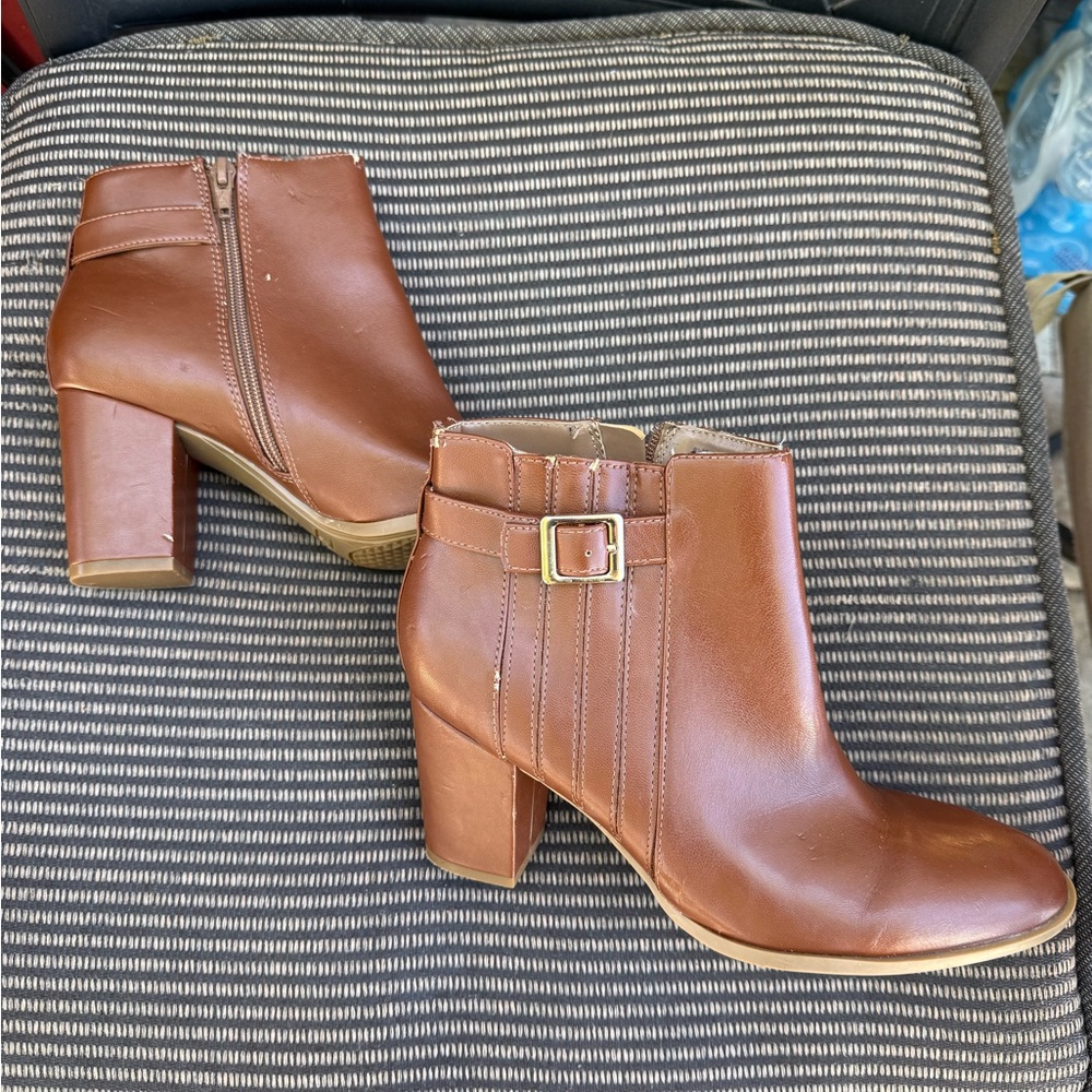 Women's Brown Ankle Booties with Heel and Buckle